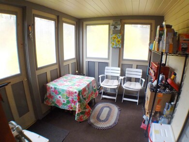 105 Longfellow Dr unit 5, Bethlehem, NH 03574 - photo 4