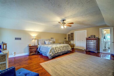 611 Chestnut St, Bonham, TX 75418 - photo 3