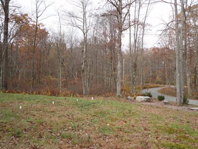 123 Parkwood Dr, Hawley, PA 18428 - photo 3