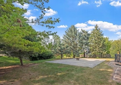 2104 NW 145th St, Clive, IA 50325 - photo 4