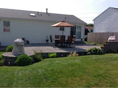 16 Samuel Ct, Cranston, RI 02920 - photo 3