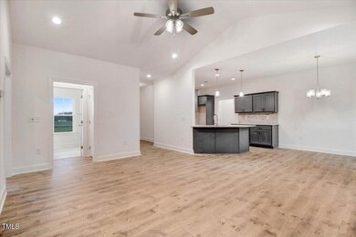 14-305 Paul Hare Rd-14