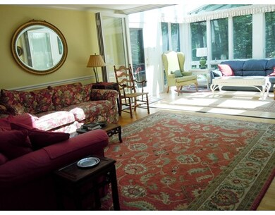 343 Hemlock Cir unit 343, Lincoln, MA 01773 - photo 2