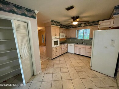 706 Trinidad Rd, Jacksonville, FL 32216 - photo 3