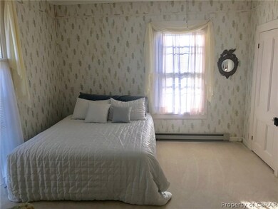 One view of bedroom downstairs, bright and sunny r