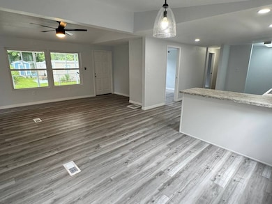 30700 US Highway 19 N, Palm Harbor, FL 34684 - photo 5