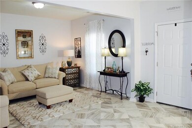 Formal living room / study