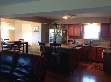 12832 Redskins Ave, Fishers, IN 46037 - photo 4