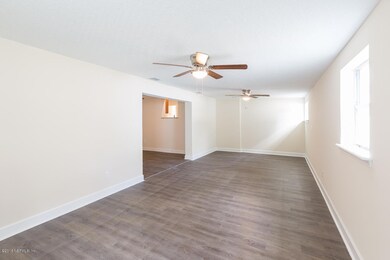 569 Laurina St, Jacksonville, FL 32216 - photo 5