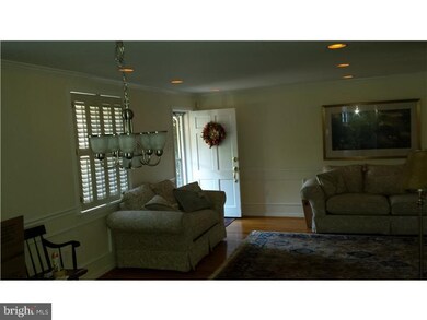 4062 N Warner Rd, Lafayette Hill, PA 19444 - photo 3