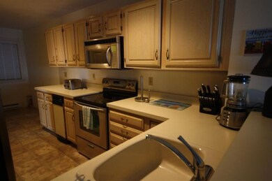 2 Pennacook Ave unit 105, Oak Bluffs, MA 02557 - photo 7