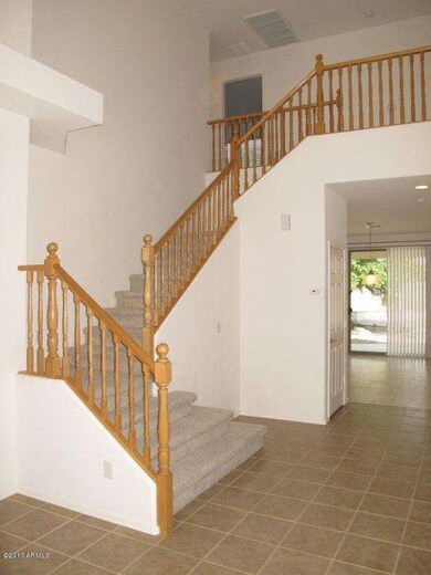 FOYER4