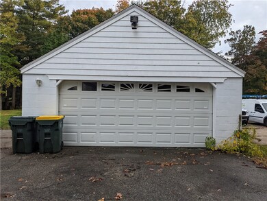 13 Howard St, Smithfield, RI 02917 - photo 3