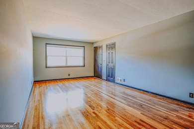 2877 Whispering Hills Dr unit 2875, Atlanta, GA 30341 - photo 3