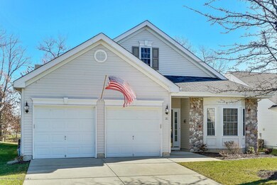 31 Cypress Point Ln Jackson NJ-large-003