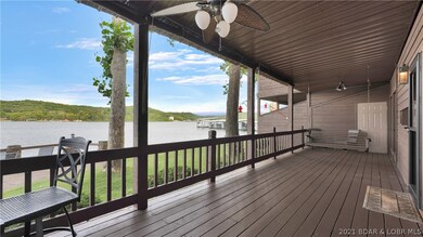 This enormous deck is private.  Notice you can't s