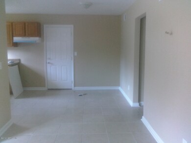 6753 Flopsy Ln, Jacksonville, FL 32210 - photo 7