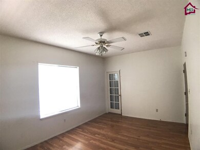 912 Santa Cruz Dr, Alamogordo, NM 88310 - photo 7