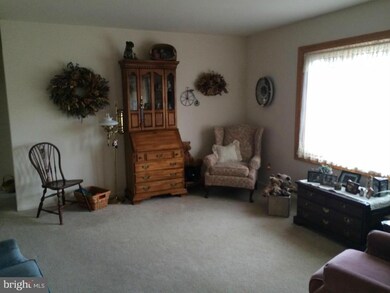 311 Reservoir Ave, Waynesboro, PA 17268 - photo 5