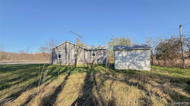 13810 9 Mile Rd, South Lyon, MI 48178 - photo 3