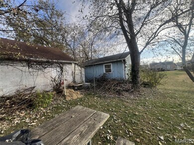 929 Grand Ave, Perryville, MO 63775 - photo 5