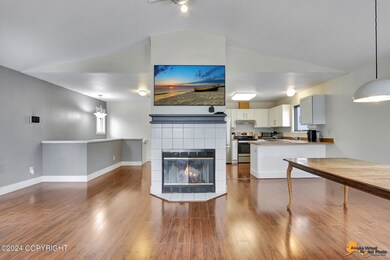 8626 Cross Pointe Loop, Anchorage, AK 99504 - photo 4