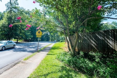 1346 S Indian Creek Dr, Stone Mountain, GA 30083 - photo 4