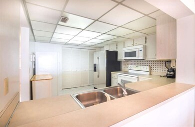 Large Kitchen