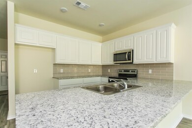 101 SE 4th St, Bonham, TX 75418 - photo 3