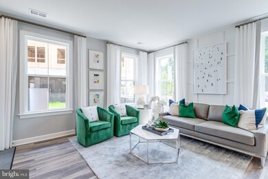 4935 Longmire Way unit 114, Chantilly, VA 20151 - photo 7