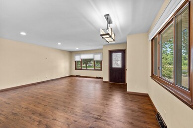 223 Green Ave N, Stevens Point, WI 54481 - photo 5