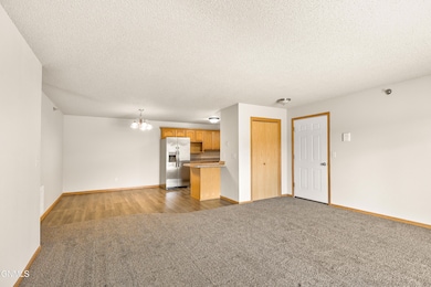 4040 Mckenzie Dr SE unit 1, Mandan, ND 58554 - photo 2