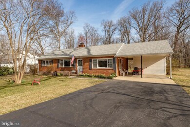 9004 Ellenwood Ln, Fairfax, VA 22032 - photo 2