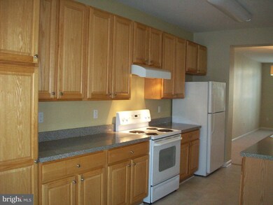 8469 Charmed Days, Laurel, MD 20723 - photo 4