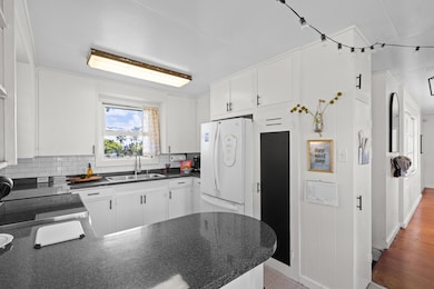 527 Iwalani St, Hilo, HI 96720 - photo 5