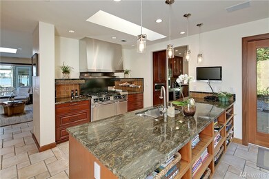 7441 W Mercer Way, Mercer Island, WA 98040 - photo 5