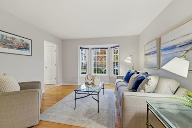 2225 Beaumont Ct, Aurora, IL 60502 - photo 3