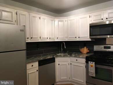 74 Cheverny Ct, Trenton, NJ 08619 - photo 5