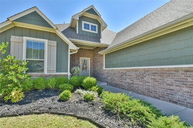 613 Side Track Rd, Yukon, OK 73099 - photo 3