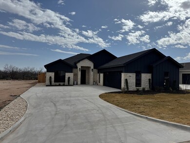 5446 Riviera Ln, San Angelo, TX 76904 - photo 2