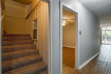 5201 Curzon Ave unit 14, Fort Worth, TX 76107 - photo 3