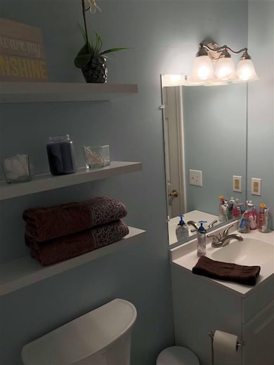 19 Saco St unit 14, Center Conway, NH 03813 - photo 7