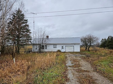 N7876 Michigan 117, Engadine, MI 49827 - photo 2