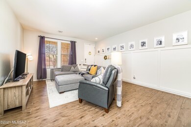 12890 Bloomington Loop-8