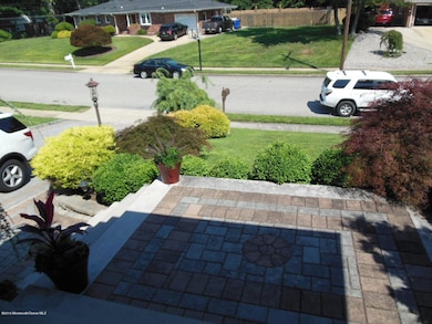 821 Regency Ct, Toms River, NJ 08753 - photo 3