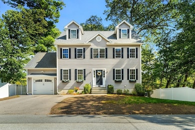 79 Bridle Rd, Billerica, MA 01821 - photo 2