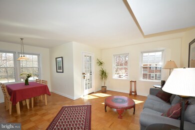 6602 Boulevard View unit B1, Alexandria, VA 22307 - photo 5
