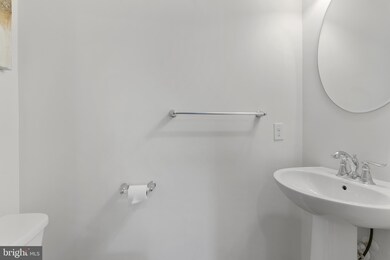 365 E Hancock St, Lansdale, PA 19446 - photo 7