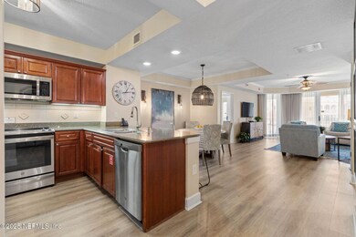 4-web-or-mls-200 Ocean Crest Dr #906-4
