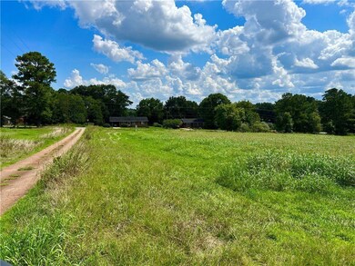 3824 Dobbins Bridge Rd, Anderson, SC 29626 - photo 5
